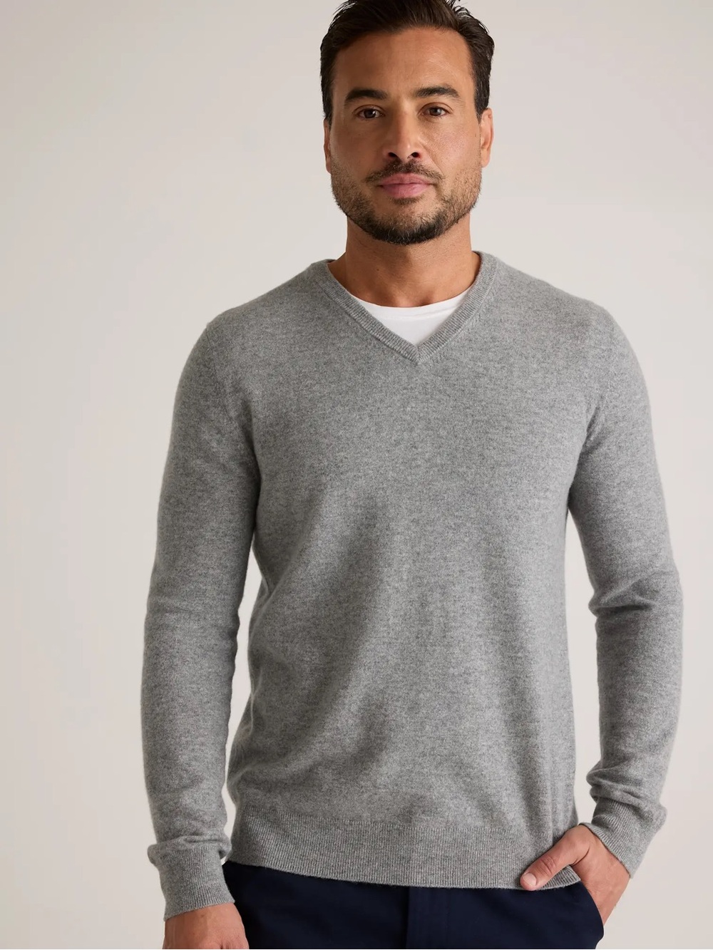 Saks Fifth Avenue cashmere Men's Heather Gray V-Neck Sweater